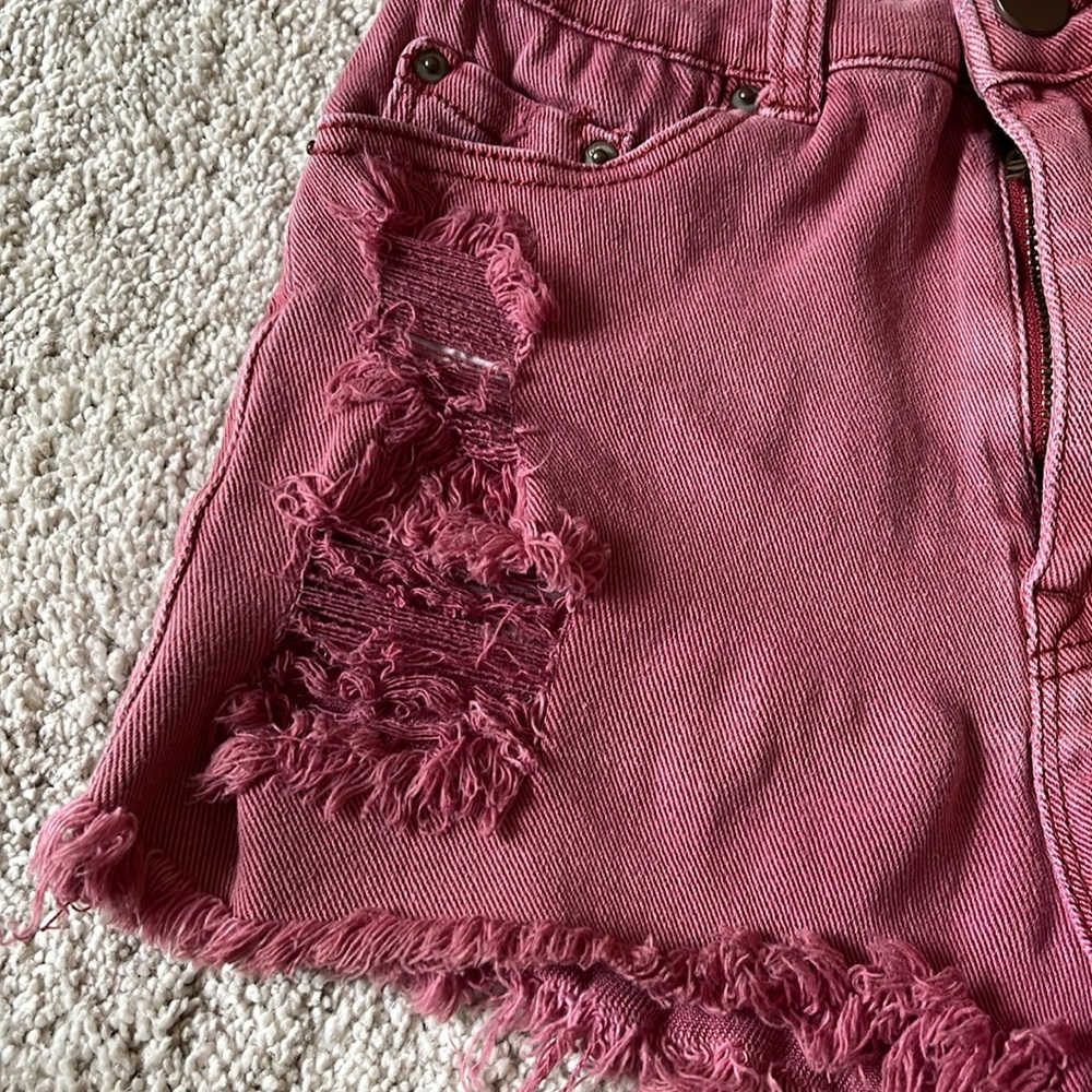 High Rise shorts - Picture 3 of 7